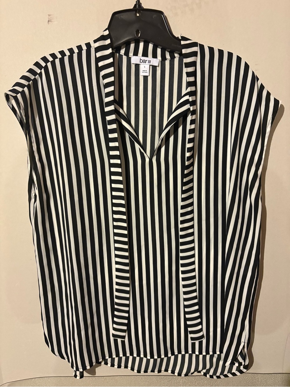 Bar III Black and White Striped V-Neck Cap Sleeve Blouse